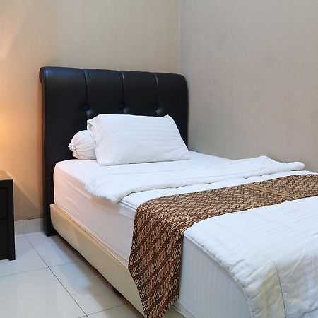 Omah Semar Homestay ジョグジャカルタ エクステリア 写真