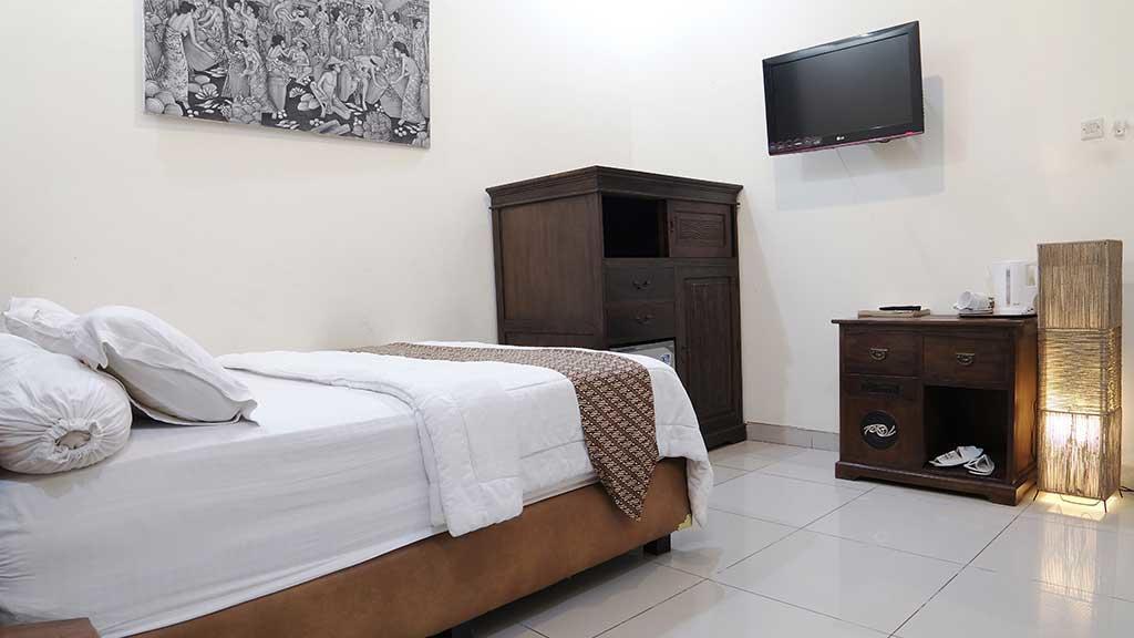 Omah Semar Homestay ジョグジャカルタ エクステリア 写真