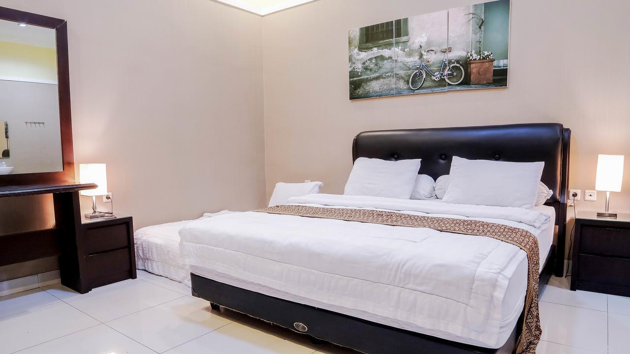 Omah Semar Homestay ジョグジャカルタ エクステリア 写真